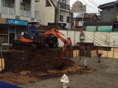 ニコマビル　根切り