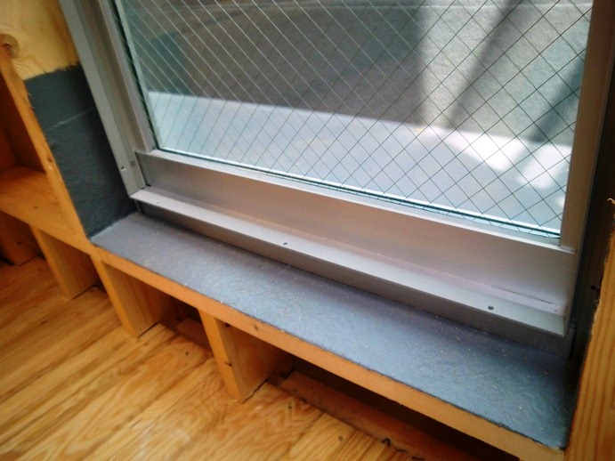 目黒区目黒本町K事務所 サッシ下室内 FRP