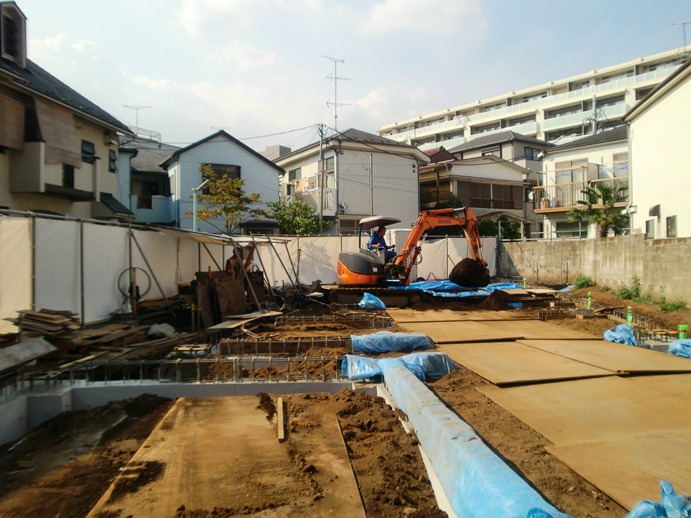 目黒区洗足マンション 土工事 埋戻し