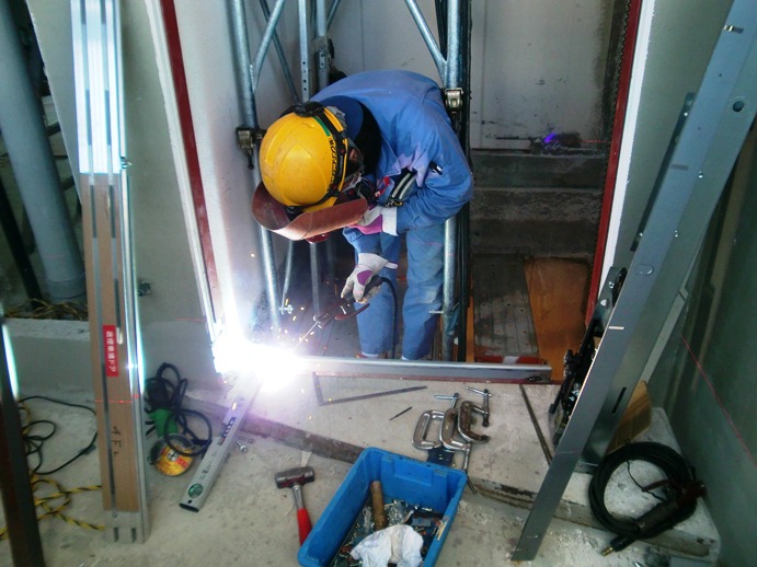 目黒区洗足マンション エレベーター工事