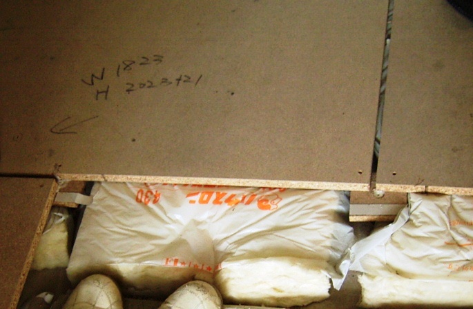 川崎市Sマンション改修 断熱材 グラスウール