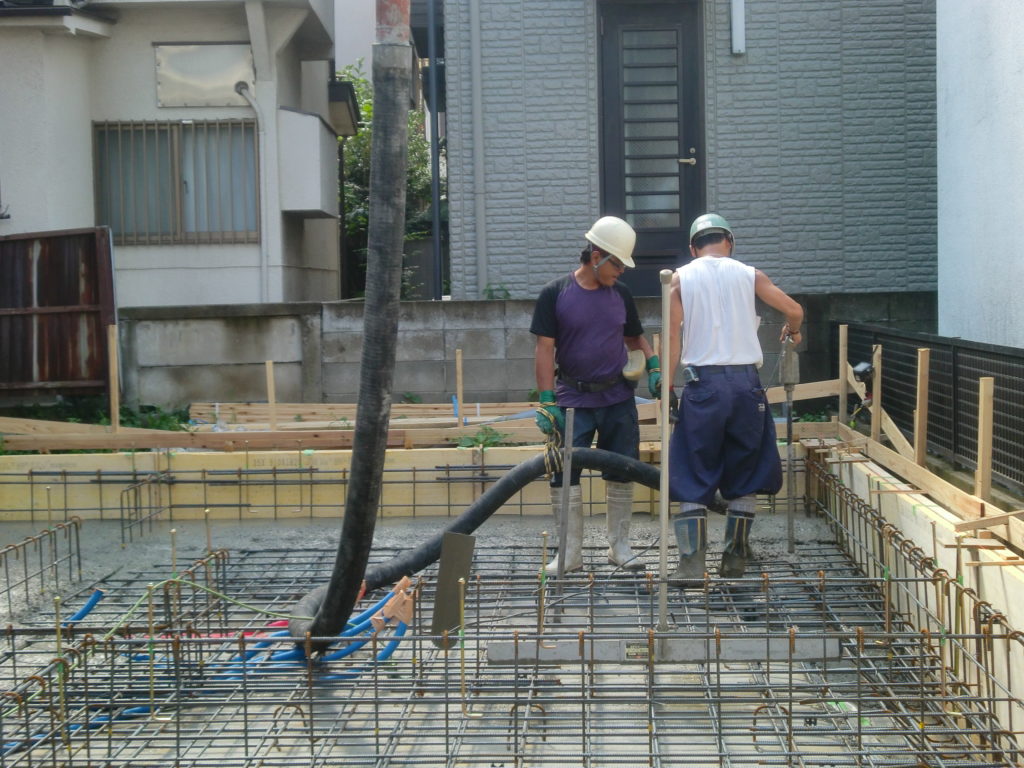 耐圧盤　ベタ基礎　コンクリート