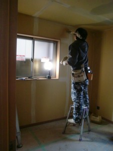 田谷区Ｍ邸　クロス下地パテかけ