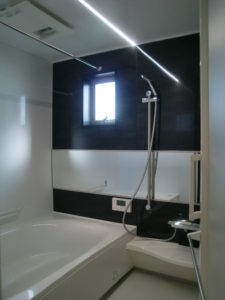 - コトブキホームビルダー|目黒区・品川区の狭小地での注文住宅を手掛ける工務店 目黒区K邸浴室