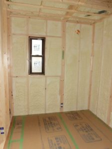 世田谷区H邸　断熱材吹付け