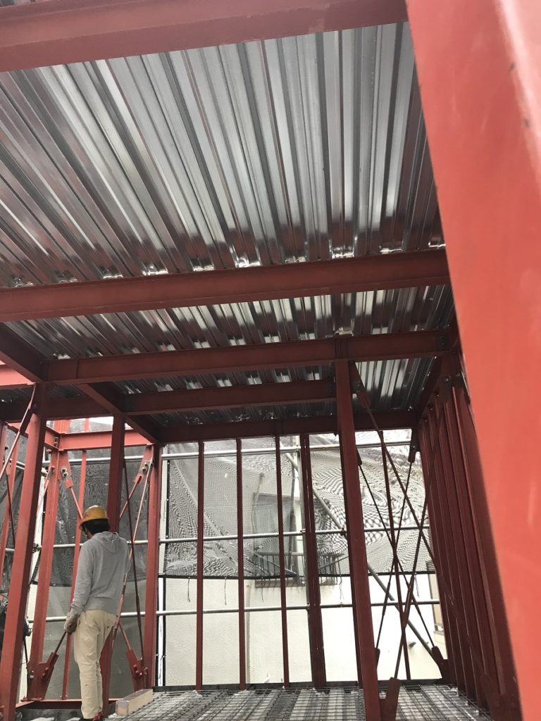 コトブキホームビルダー目黒区A邸鉄骨住宅　鉄骨工事