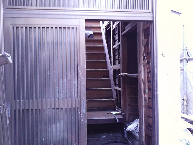 コトブキホームビルダー目黒区H邸　解体中