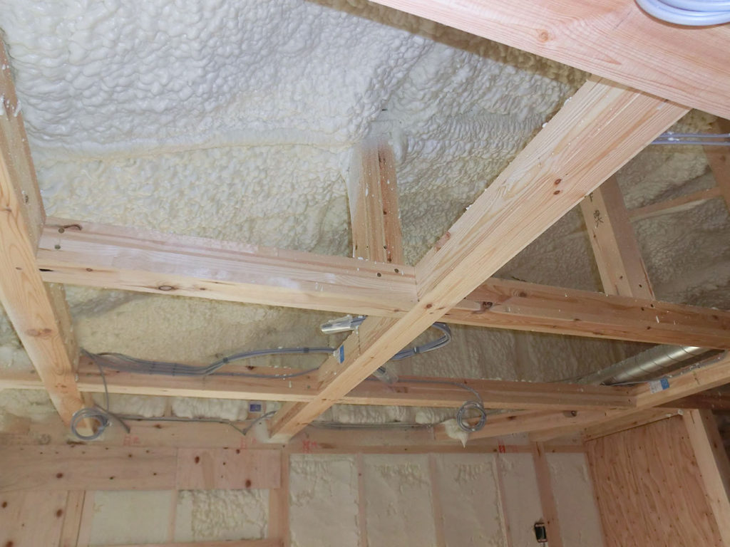 コトブキホームビルダー　品川区Ｓ邸賃貸併用住宅　断熱材施工