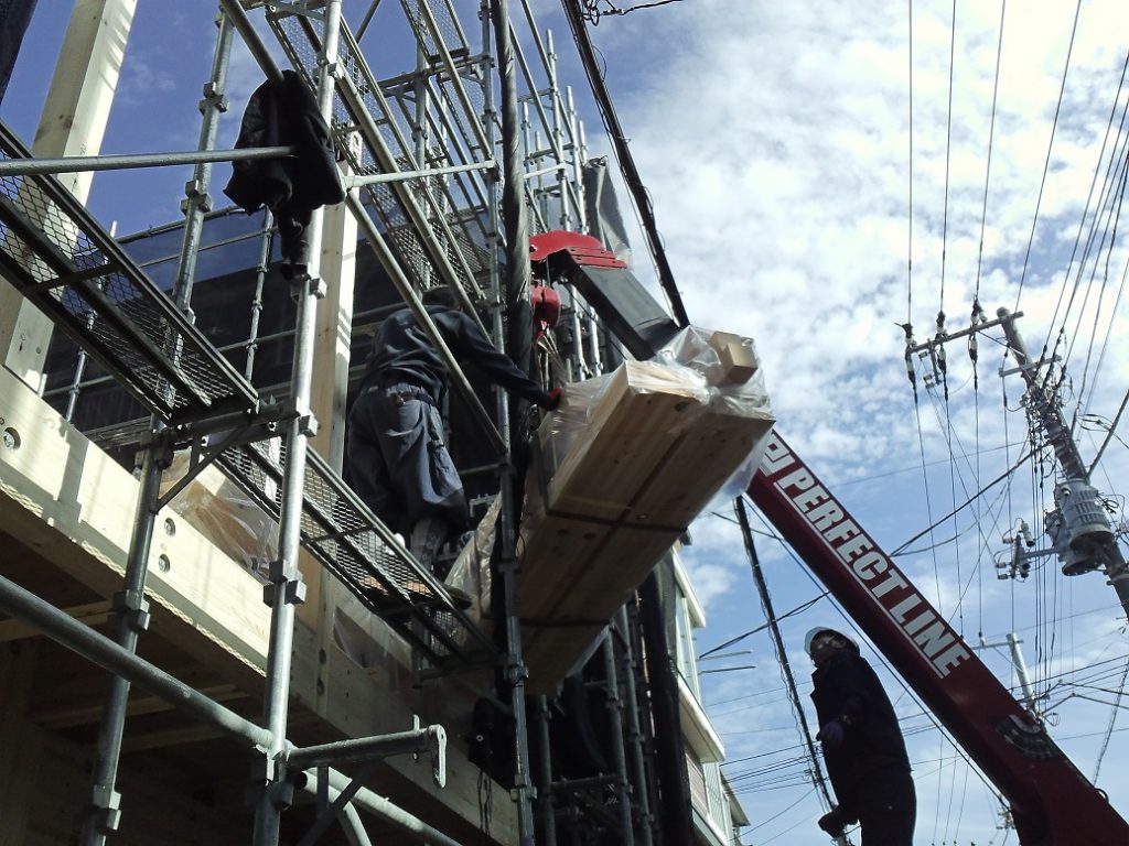 コトブキホームビルダー　目黒区Ｈ邸　建て方