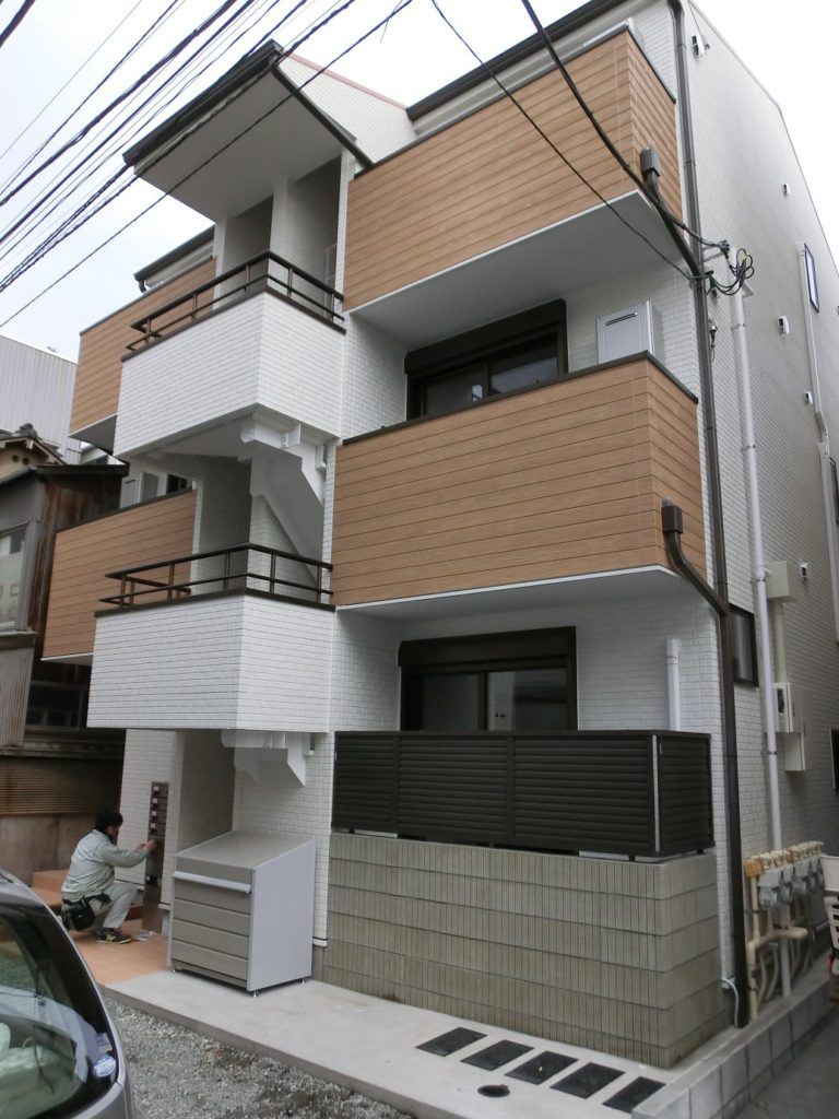 コトブキホームビルダー　目黒区S邸賃貸併用住宅　完成お引渡