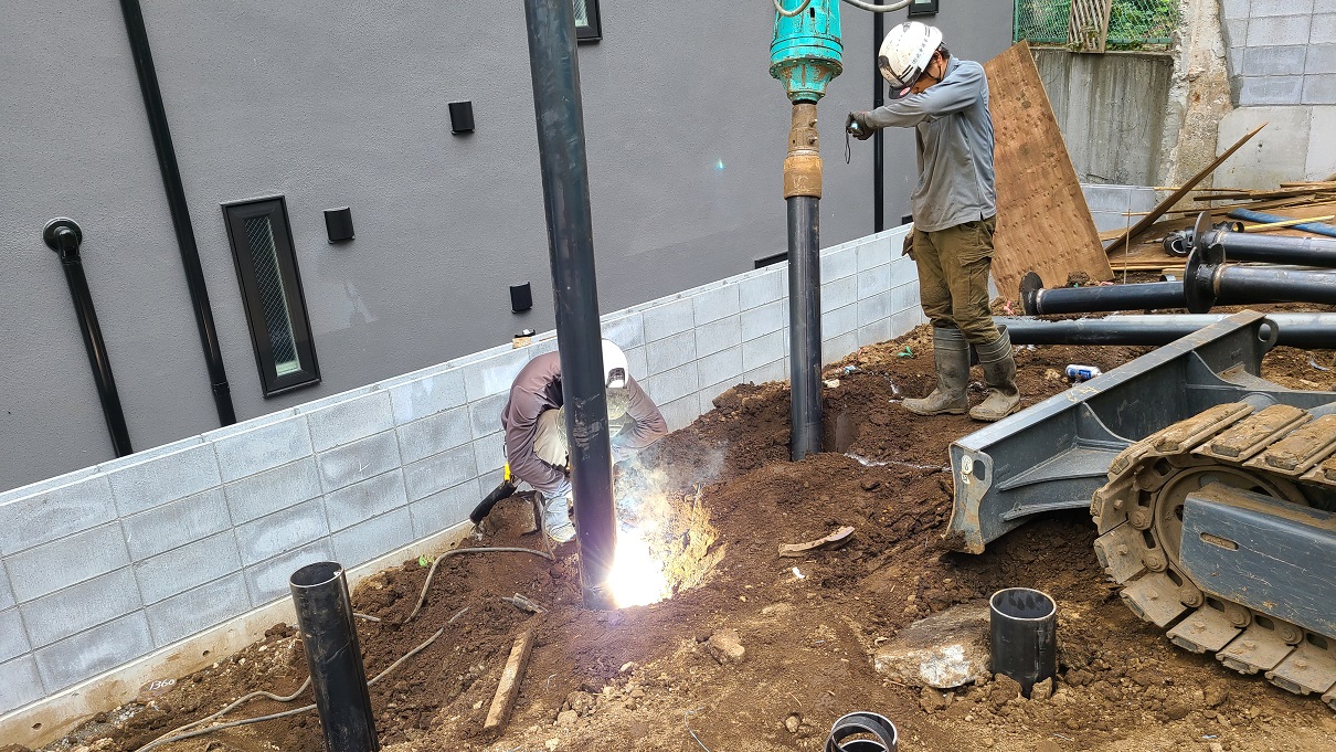 コトブキホームビルダー　鋼管杭工事