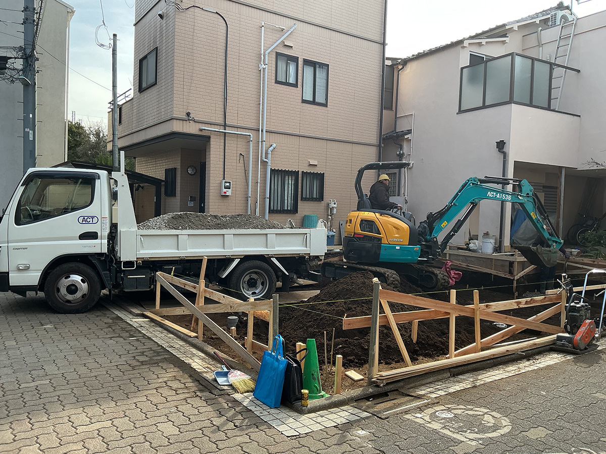 コトブキホームビルダー目黒区A邸基礎工事