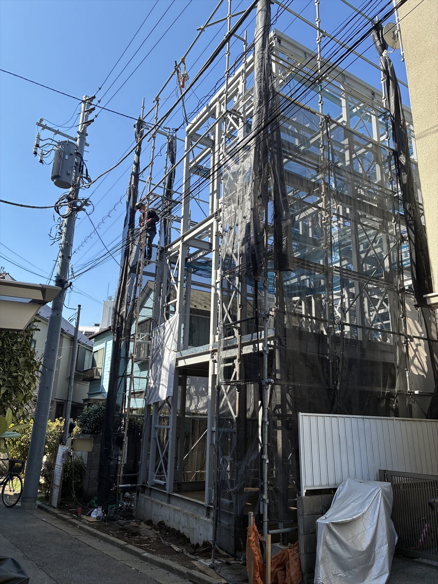 コトブキホームビルダー目黒区A邸AP　鉄骨構階建て集合住宅構造