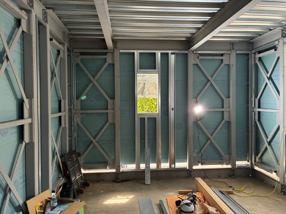 コトブキホームビルダー目黒区A邸AP　鉄骨構階建て集合住宅構造